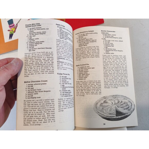 Mixed Lot of 8 Vintage Cookbooks & Booklets - Old Recipes - 1950s-1970s - Picture 15 of 16